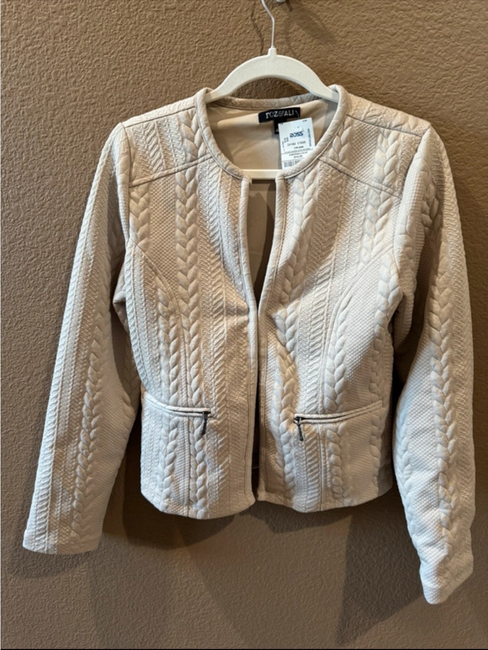 Roz and Ali Cream Quilted Knit Zip-Pocket Jacket